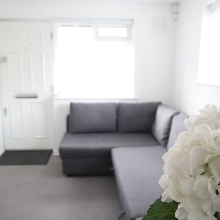 Twelve Thirty Serviced Apartments - Balham Лондон Экстерьер фото