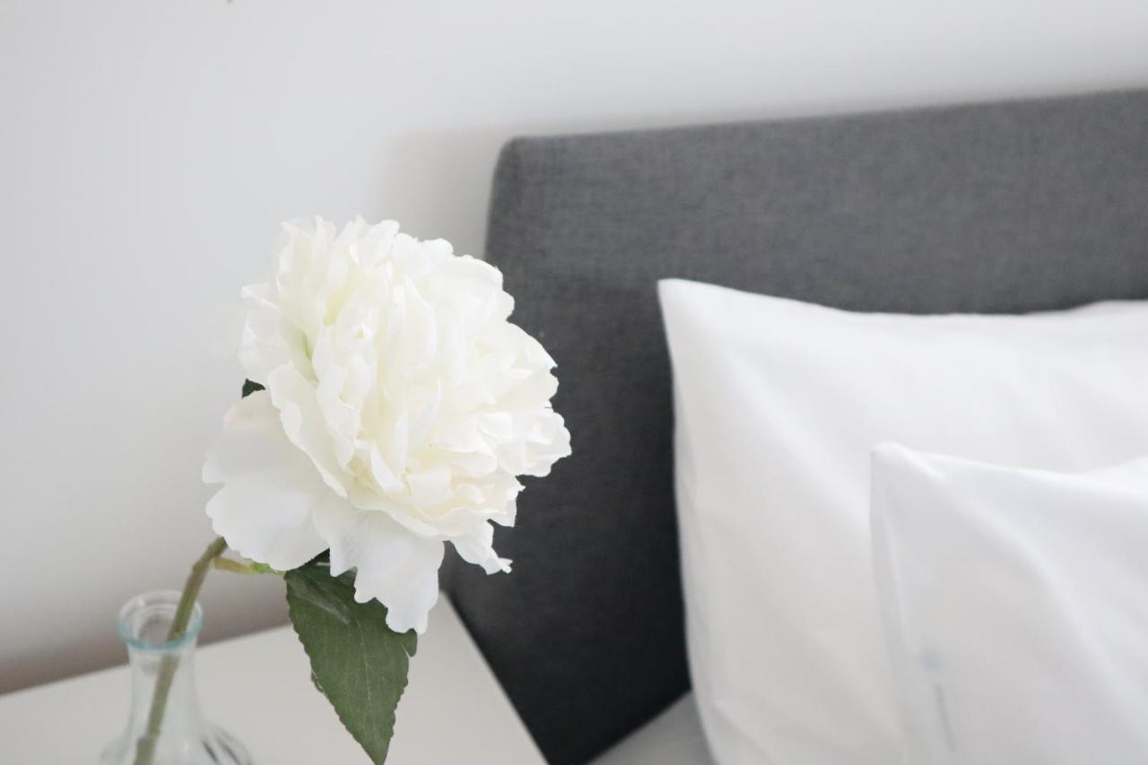 Twelve Thirty Serviced Apartments - Balham Лондон Экстерьер фото